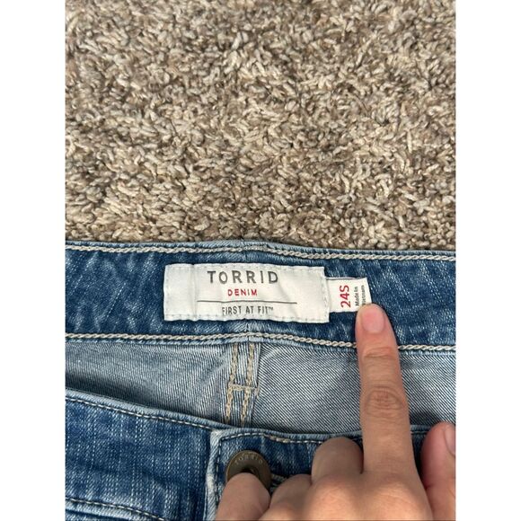 Torrid Slim Boot Jeans Stretchy Flare Leg Bootcut Blue Mid Rise Plus Size 24S - Picture 4 of 11